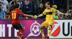 Welbeck Jagokan Spanyol Juara