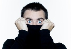 7 Langkah Menyamarkan Kemaluan yang Menegang