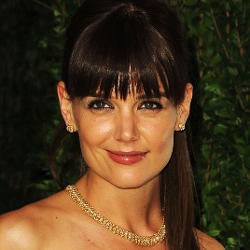 Katie Holmes Lebih Bahagia Setelah Gugat Cerai Tom Cruise