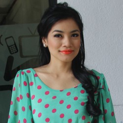 Dikabarkan Renggang, Titi Kamal dan Christian Sugiono Bulan Madu (Lagi)