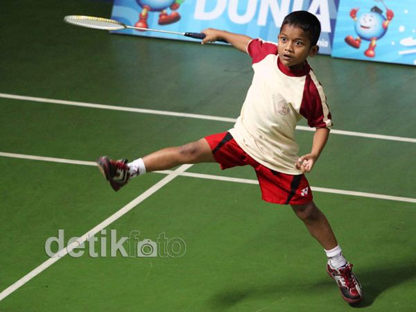 1000 Orang Ikuti Turnamen Bulutangkis Pelajar