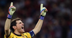 Casillas Bertabur Rekor di Polandia-Ukraina
