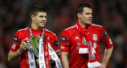 Inggris Dikritik Carragher, Gerrard Membela