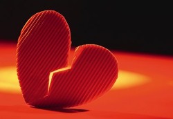 Sakit Hati Itu Benar-benar Bisa Bikin Orang Sakit Fisik