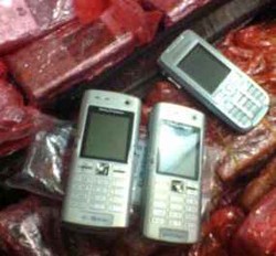 Impor HP & Pesawat Terbang Melonjak, Neraca Perdagangan RI Tergerus