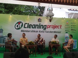 Rapi Jali! 1.000 Orang Bersihkan Kota Tua Jakarta