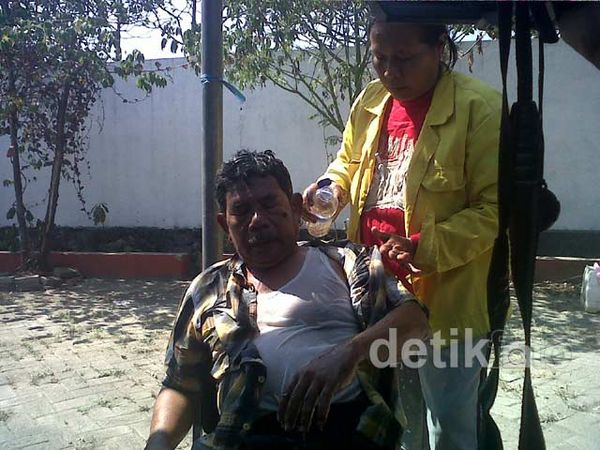 Pemusnahan Rokok Ilegal Makan Korban