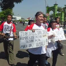 Seniman Pasuruan Anggap Penggalangan Koin untuk KPK Hal Memalukan