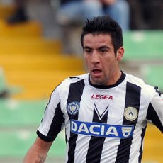 Juve Boyong Isla & Asamoah dari Udinese