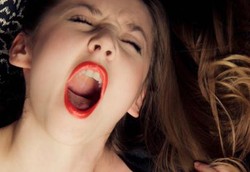 Saat Bercinta, Perempuan Lebih Berisik dari Pasangannya