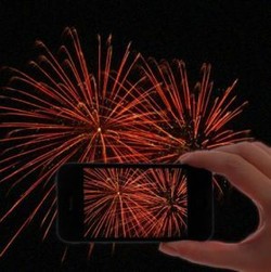 Kiat Memotret Kembang Api via Ponsel