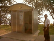 Toilet Umum Manusiawi A la Australia