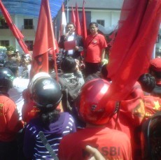 Tolak Tenaga Kerja Outsourcing, KASBI Demo Pertamina