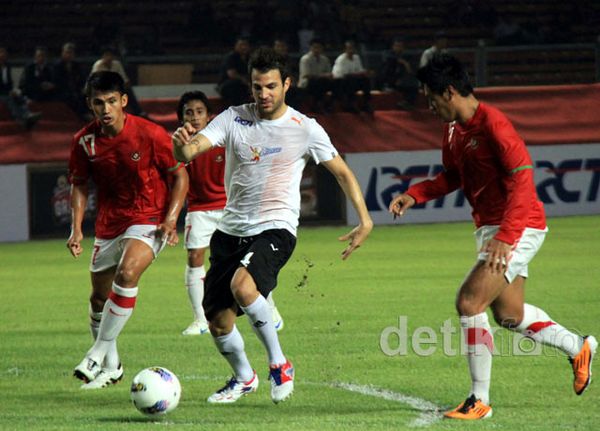 Garuda Vs Fabregas & Friends Imbang 1-1