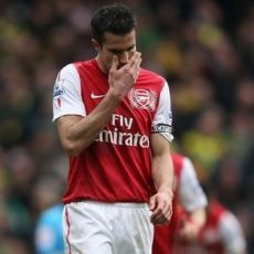 Van Persie Pergi Bukan Karena Soal Uang