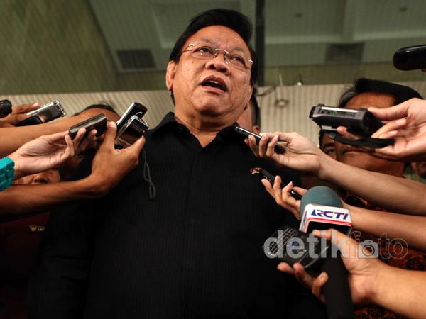 Agung Laksono Bantah Terlibat Kasus PON Riau