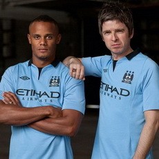 Noel Gallagher Jadi Model Seragam Baru City