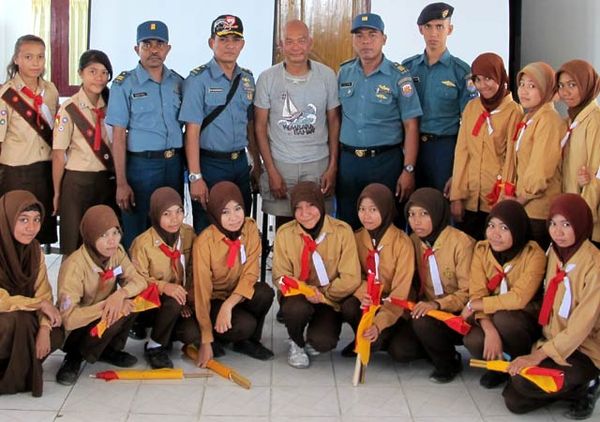 Pelayar Solo Rob Rambini Tiba di Maumere