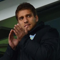 Petrov Tetap Jadi Kapten Villa