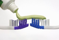 Odol Rumput Laut Stop Kerusakan Gigi