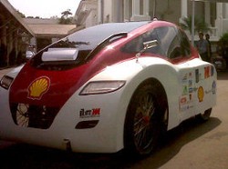 Pertahankan Gelar Juara Mobil Irit Se-Asia, ITS Cetak Hattrick