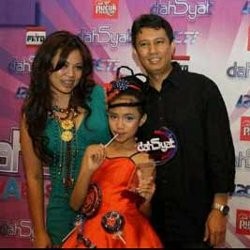 Ayahanda Della Lollipop Meninggal Dunia