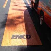 Jalur Sepeda Disusupi Iklan Cat, Pemkot Surabaya Anggap Bukan Masalah