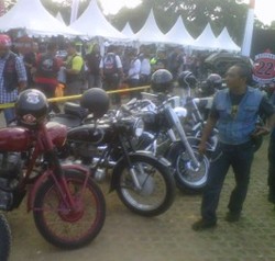 Ratusan Moge Mejeng di Lapangan Gasibu