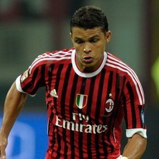 Thiago Silva Tak Pernah Ingin Tinggalkan Milan