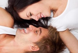 Mitos Malam Pertama yang Banyak Dipercaya