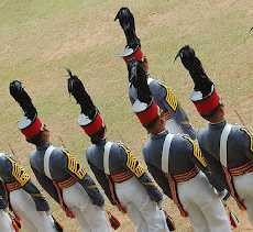 Filipina Perpendek Syarat Tinggi Badan Bagi Calon Tentara