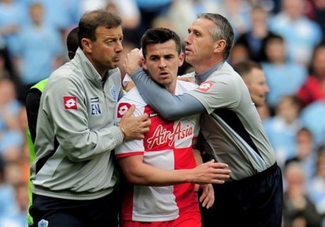 Barton Sudah Dapat Kartu Kuning dari QPR