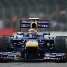 Juara, Webber Kalahkan Alonso di 4 Lap Terakhir
