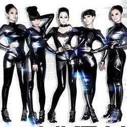 Wonder Girls Kolaborasi Bareng Akon