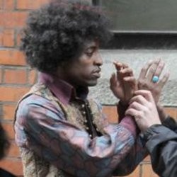 Film Biopic Jimi Hendrix Tersangkut Perizinan