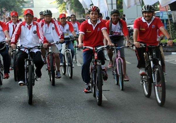 Menpora & Ketua MK Ramaikan Fun Bike UII