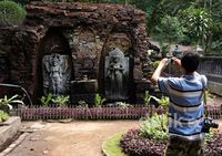Candi Sumber Tetek yang Eksotis