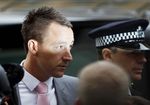Berdasi Pink, John Terry Diadili Kasus Rasisme