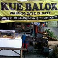 Kue Balok Mang Uju, Nostalgia Camilan Jadul