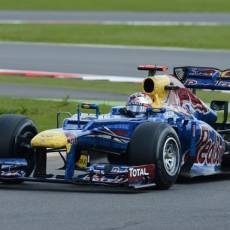 Vettel Incar Balapan Kandang