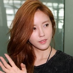 Diberi Sekantong Es Krim oleh Siswa SD, Hyomin T-ara Terharu