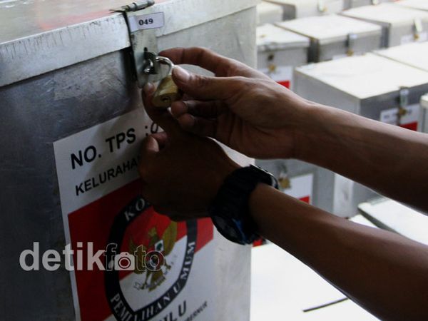 Logistik Pilkada Didistribusikan ke TPS-TPS