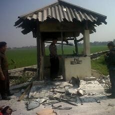 Massa Bakar Pos Satpam di Area SUS Gedebage