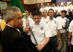 Djohar Arifin Lantik Pengurus PSSI Sulsel