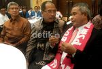 Djohar Arifin Lantik Pengurus PSSI Sulsel