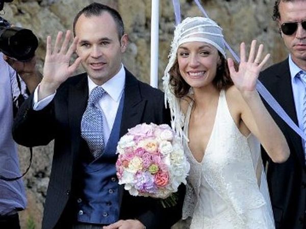 Andres Iniesta Nikahi Anna Ortiz
