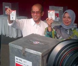 Faisal-Biem Siap Kalah, Puji Keberhasilan Jokowi