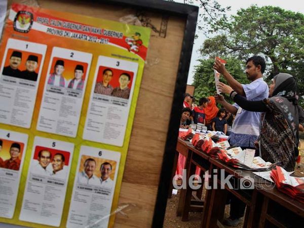 Suara Jokowi-Foke Bersaing Ketat