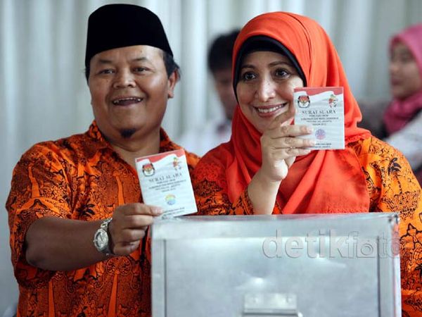 Kaki Keseleo, Hidayat Tetap Nyoblos