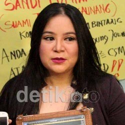 Suami Thessa Kaunang Bantah Tipu Annisa Bahar